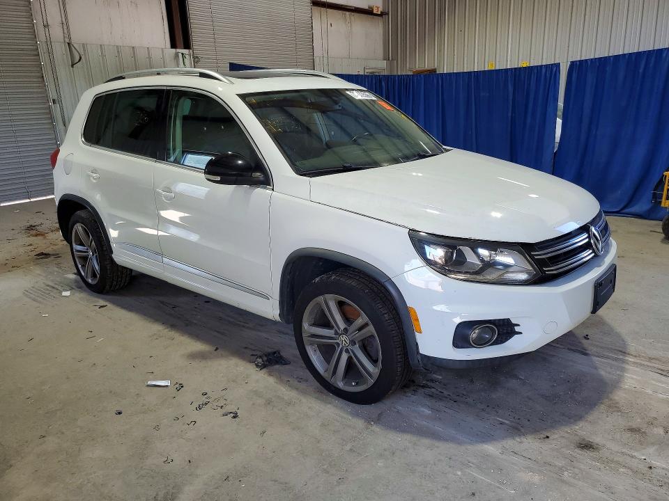 Снимка 4 от търг – 2017 VOLKSWAGEN TIGUAN с VIN WVGUV7AX8HK014831