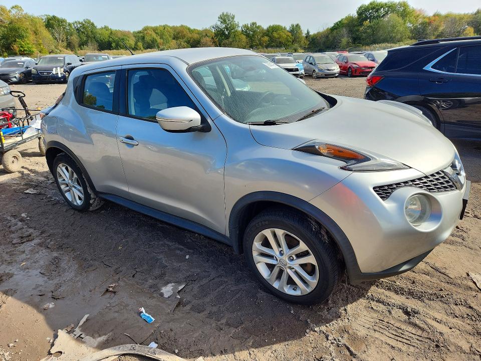 Снимка 4 от търг – 2015 NISSAN JUKE с VIN JN8AF5MV6FT551017