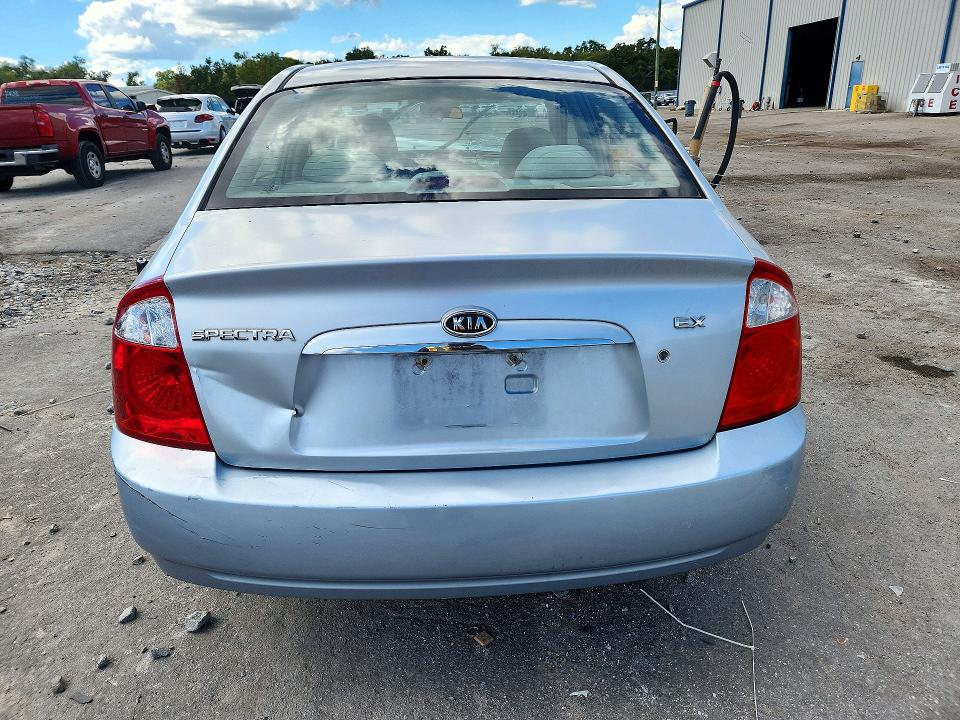 صورة رقم 6 من المزاد - 2006 KIA SPECTRA مع VIN KNAFE121065336716