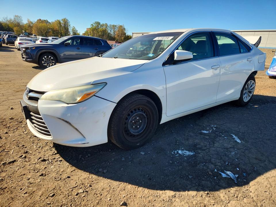 TOYOTA CAMRY 2015 with VIN 4T4BF1FK6FR479551 - Photo from auction