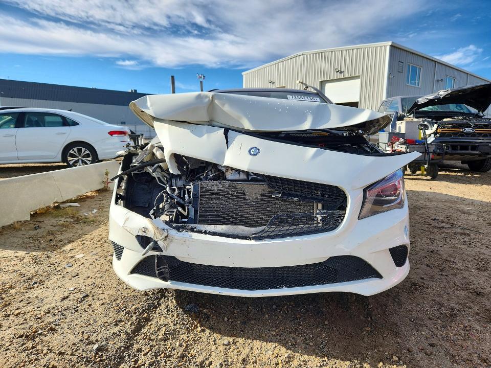 Снимка 5 от търг – 2014 MERCEDES-BENZ CLA с VIN WDDSJ4GB3EN103157