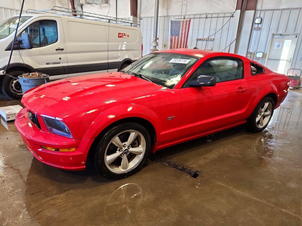 Снимка 1 от търг – 2006 FORD MUSTANG с VIN 1ZVHT82H365161916