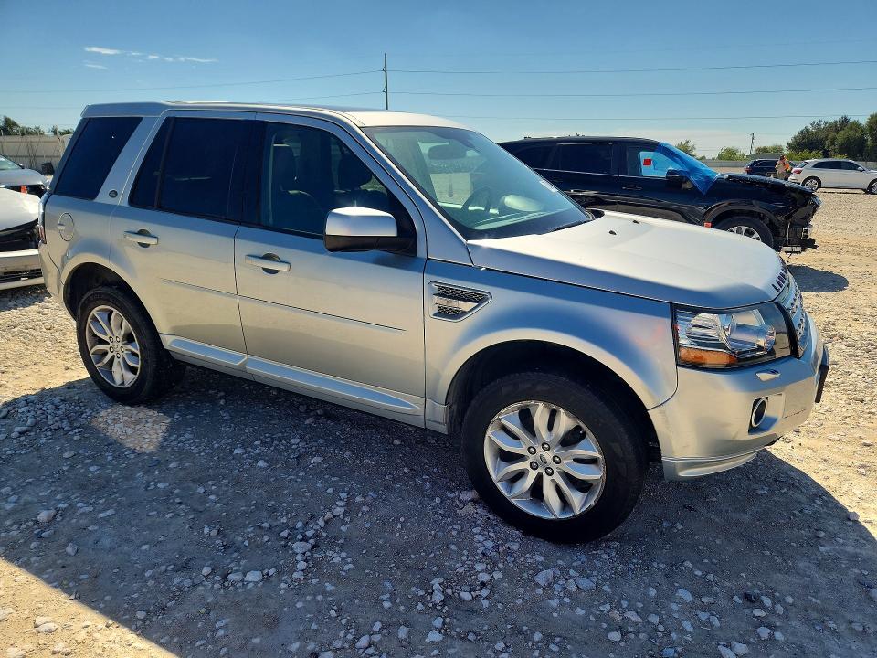 Photo 4 from auction – 2013 LAND ROVER LR2 with VIN SALFR2BG4DH341200