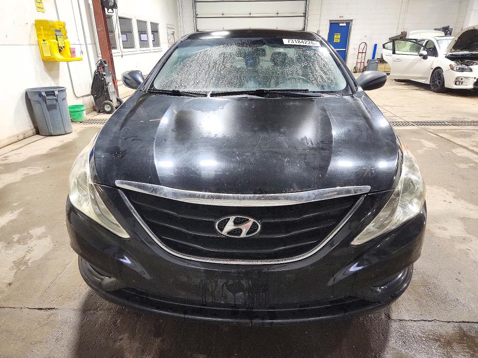 Photo 5 from auction – 2012 HYUNDAI SONATA with VIN 5NPEB4ACXCH435387