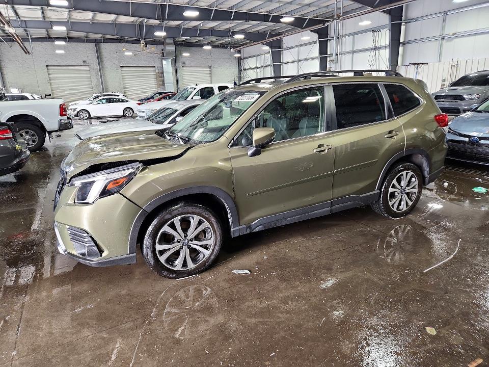 SUBARU FORESTER 2022 مع رقم تعريف المركبة JF2SKAPC9NH406572 - صورة من المزاد
