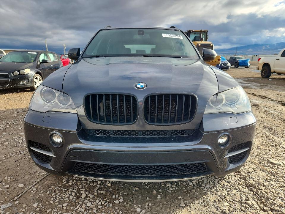 Снимка 5 от търг – 2013 BMW X5 с VIN 5UXZV8C59D0C15558