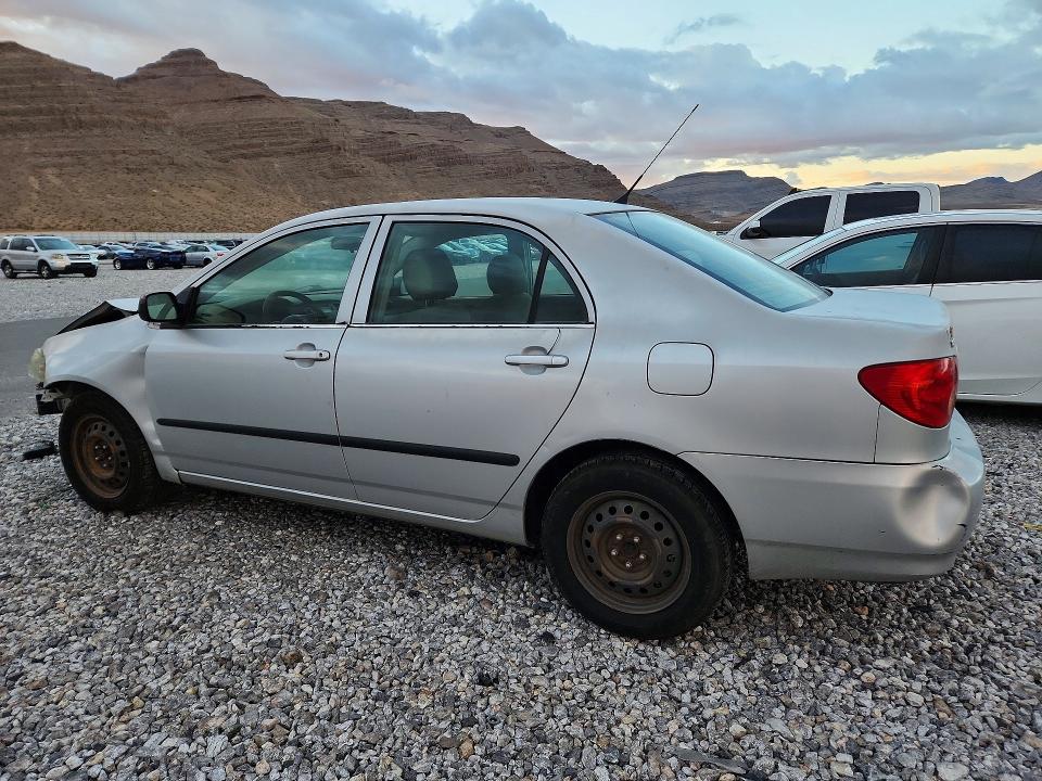 Снимка 2 от търг – 2005 TOYOTA COROLLA с VIN 1NXBR32E25Z418371