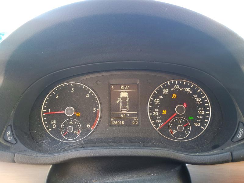 Снимка 9 от търг – 2015 VOLKSWAGEN PASSAT с VIN 1VWBV7A30FC043916