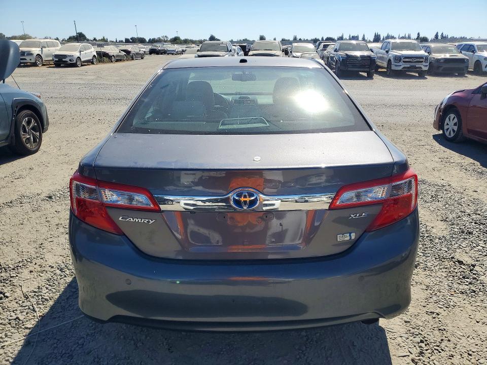 Снимка 6 от търг – 2013 TOYOTA CAMRY HYBRID с VIN 4T1BD1FKXDU084236