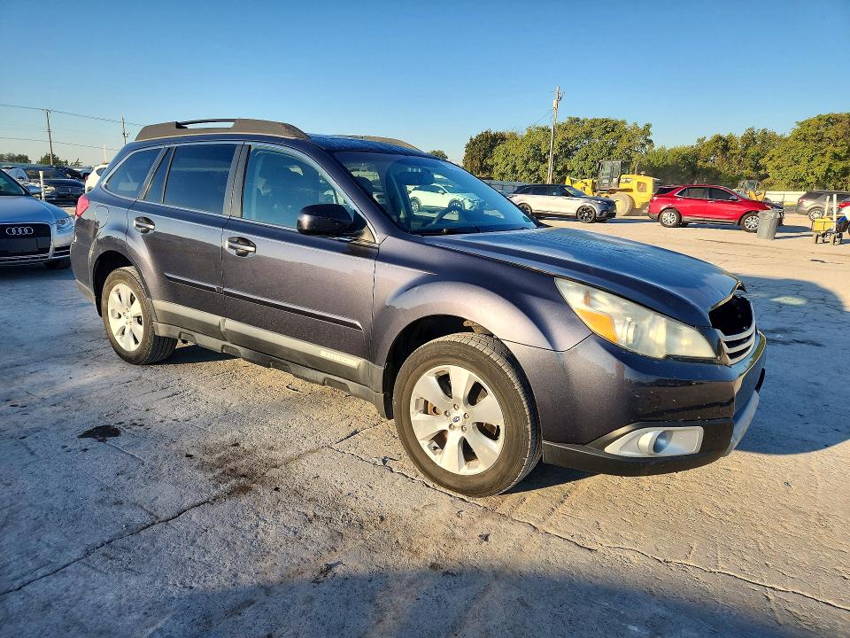 Zdjęcie 4 z aukcji – 2012 SUBARU OUTBACK z VIN 4S4BRDKC1C2294431
