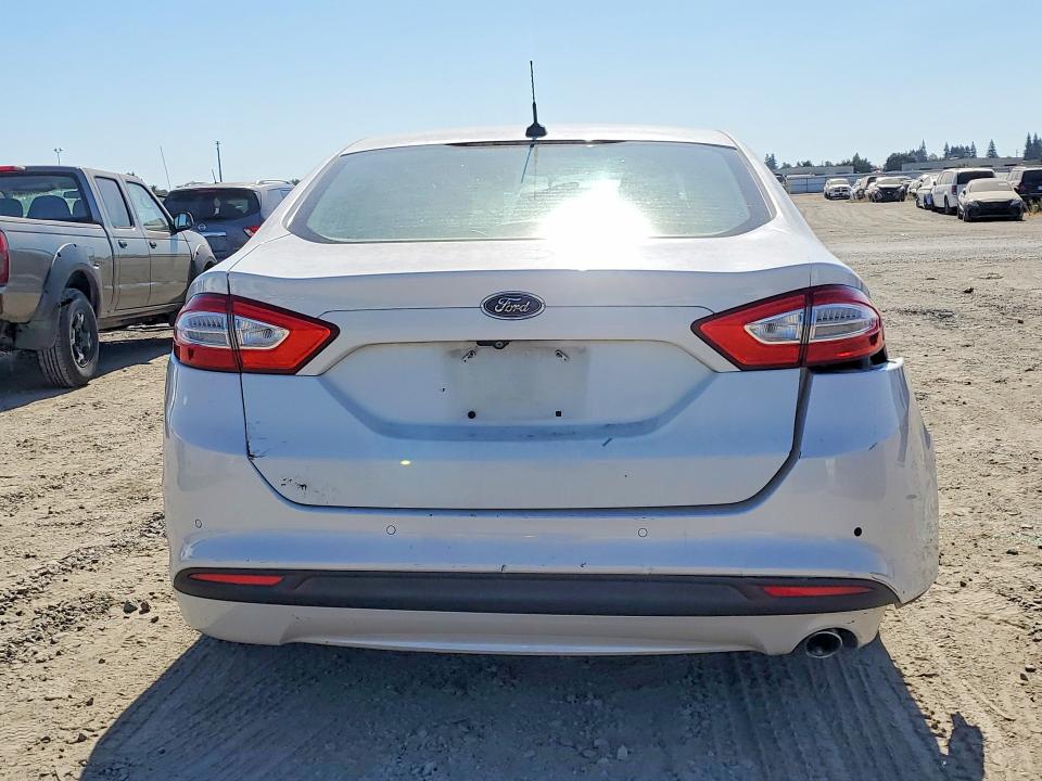 Zdjęcie 6 z aukcji – 2015 FORD FUSION z VIN 1FA6P0H79F5128536