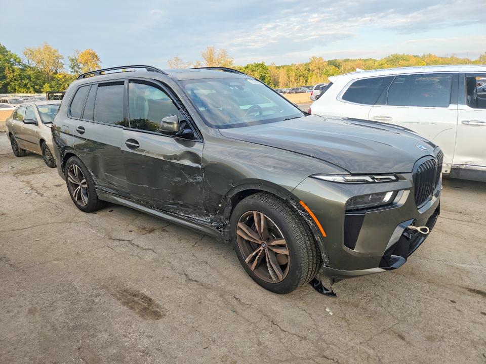 Photo 4 from auction – 2024 BMW X7 with VIN 5UX23EM07R9V96478