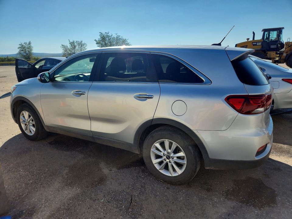 Снимка 2 от търг – 2019 KIA SORENTO с VIN 5XYPG4A30KG575030