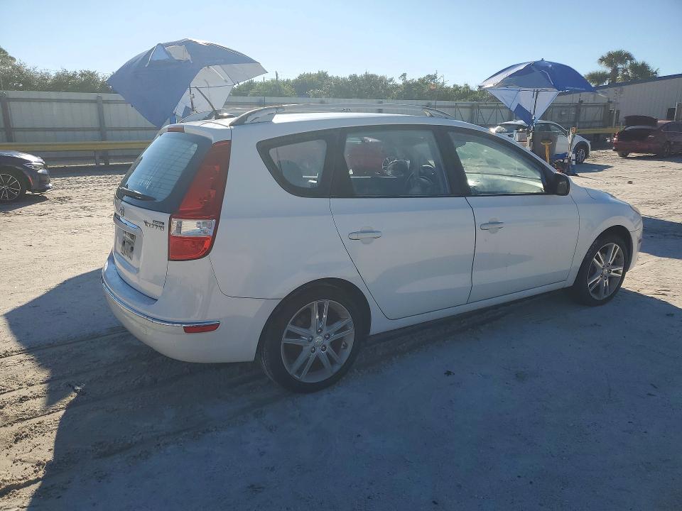 Снимка 3 от търг – 2012 HYUNDAI ELANTRA TOURING с VIN KMHDC8AE7CU131694