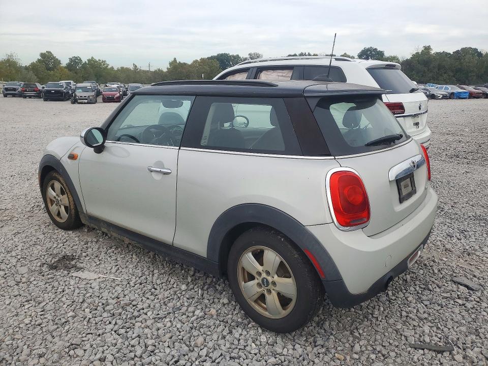 Фото 2 с аукциона – 2015 MINI COOPER с VIN WMWXM5C52FT937797
