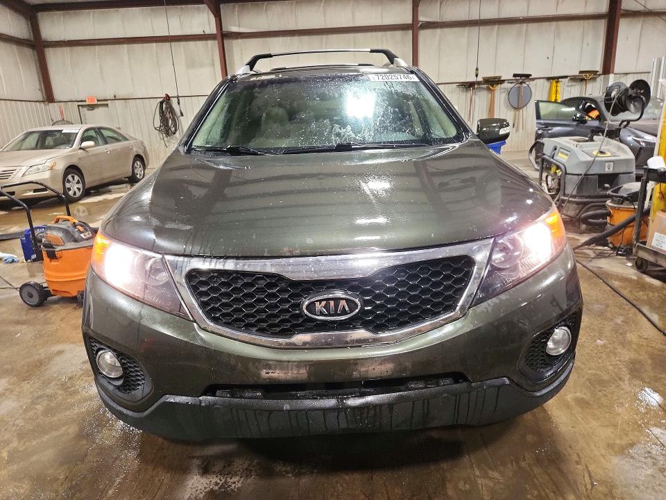 Фото 5 с аукциона – 2013 KIA SORENTO с VIN 5XYKUDA28DG329193