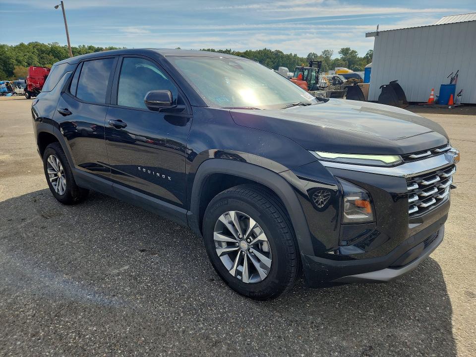 Photo 4 from auction – 2026 CHEVROLET EQUINOX with VIN 3GNAXPEG0TL252506
