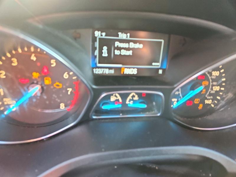 Снимка 9 от търг – 2019 FORD ESCAPE с VIN 1FMCU9GD7KUA28285