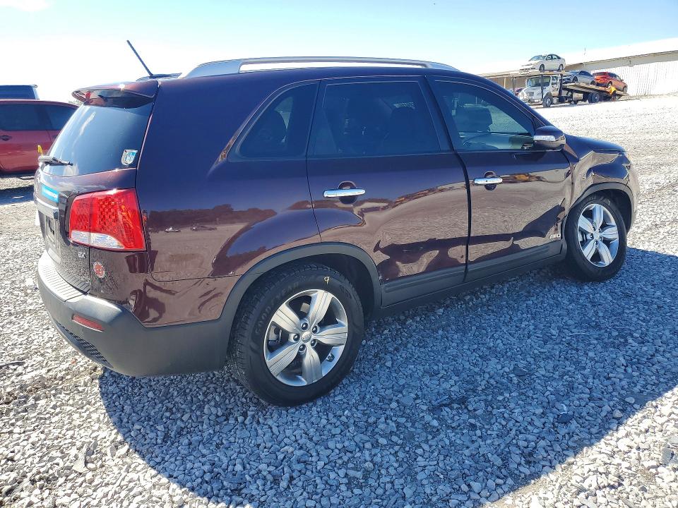 Снимка 3 от търг – 2012 KIA SORENTO с VIN 5XYKUCA6XCG301410