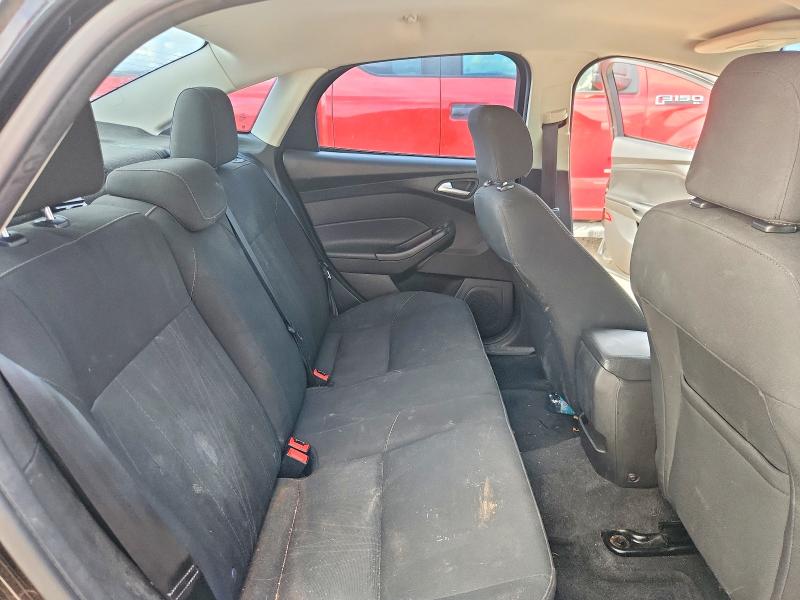 Photo 10 from auction – 2016 FORD FOCUS with VIN 1FADP3F22GL305652