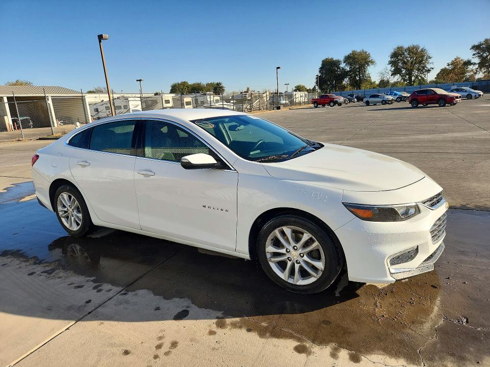 صورة رقم 4 من المزاد - 2016 CHEVROLET MALIBU مع VIN 1G1ZE5ST8GF306246