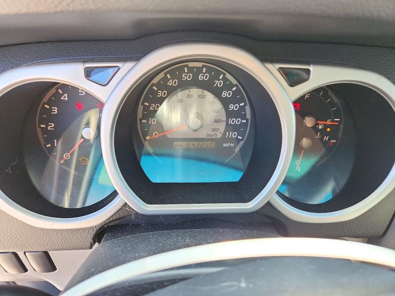Снимка 9 от търг – 2004 TOYOTA 4RUNNER с VIN JTEBU14R940022446