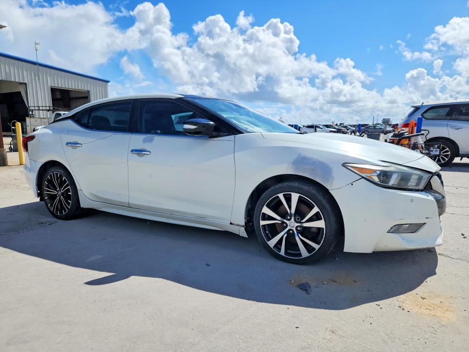 Снимка 4 от търг – 2016 NISSAN MAXIMA с VIN 1N4AA6AP4GC415305