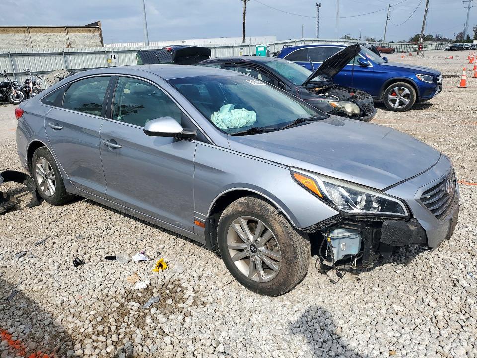 Photo 4 from auction – 2016 HYUNDAI SONATA with VIN 5NPE24AF4GH306335