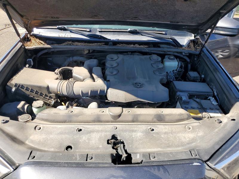 Снимка 12 от търг – 2022 TOYOTA 4RUNNER с VIN JTEMU5JR9N6031974