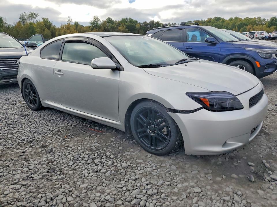 Снимка 4 от търг – 2008 SCION TC с VIN JTKDE167X80224118