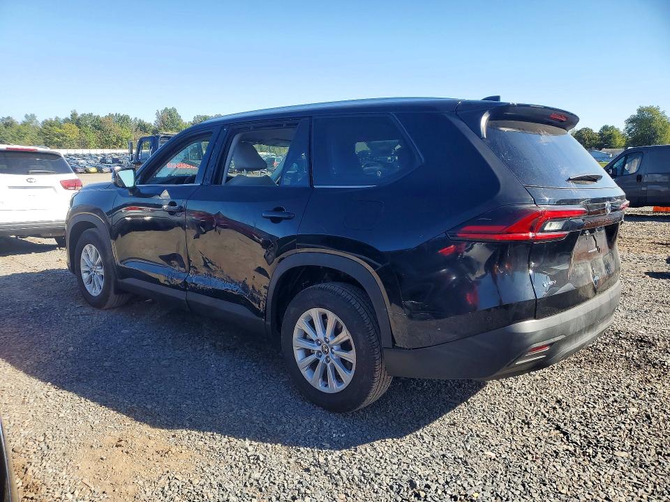 Photo 2 from auction – 2026 TOYOTA GRAND HIGHLANDER with VIN 5TDABAA5XTS003794