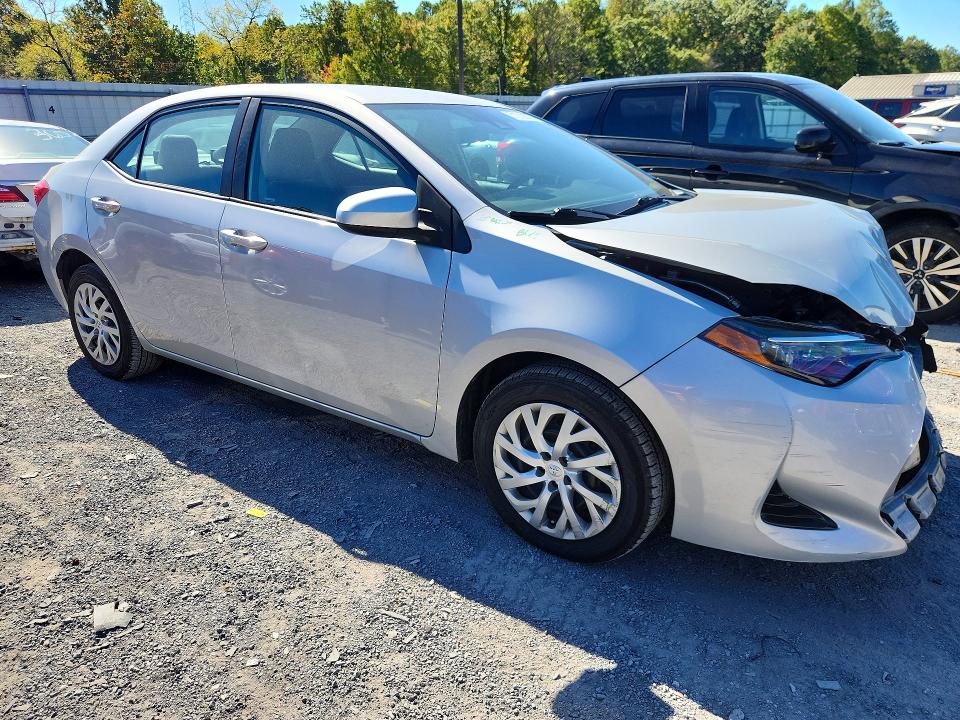 Photo 4 from auction – 2019 TOYOTA COROLLA with VIN 2T1BURHEXKC157254