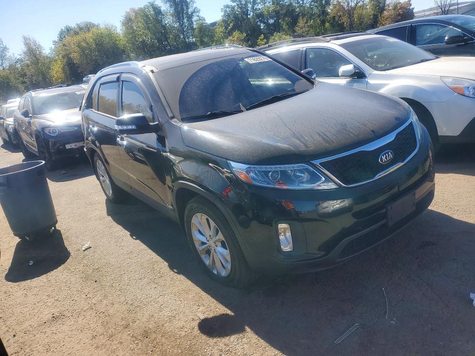 Zdjęcie 4 z aukcji – 2014 KIA SORENTO z VIN 5XYKUDA76EG459549