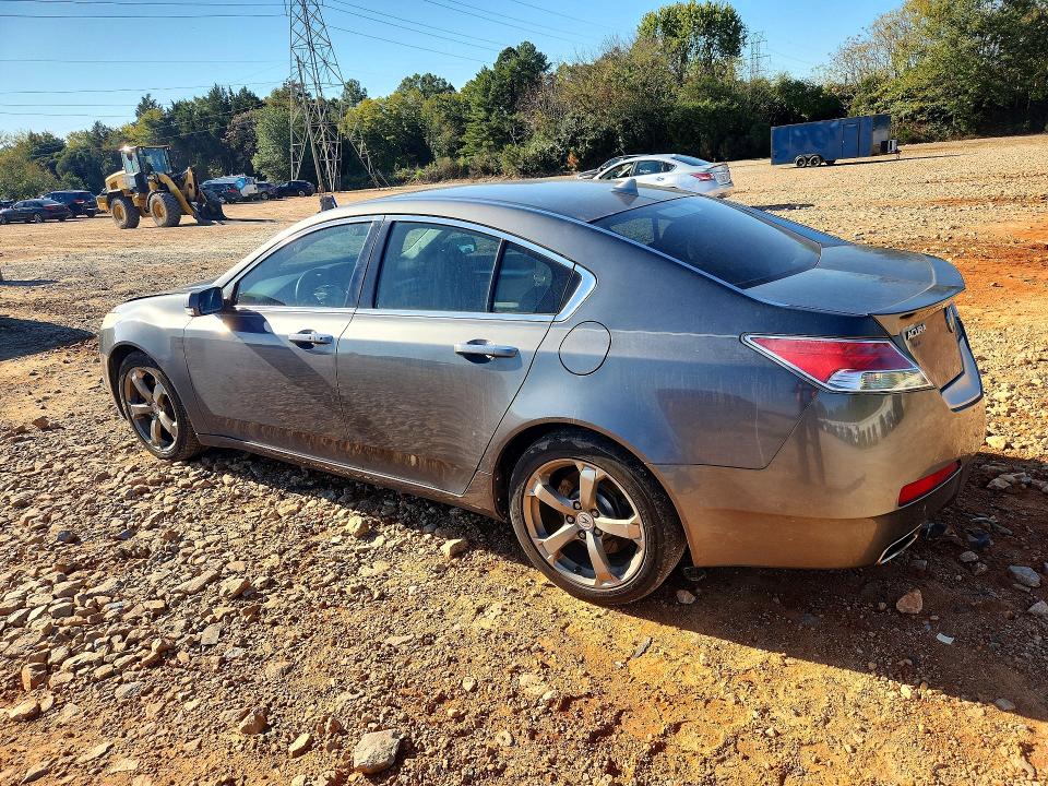 Снимка 2 от търг – 2010 ACURA TL с VIN 19UUA8F59AA015240
