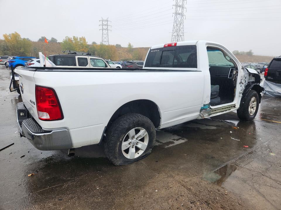 Photo 3 from auction – 2015 RAM 1500 with VIN 3C6JR7ET9FG517573