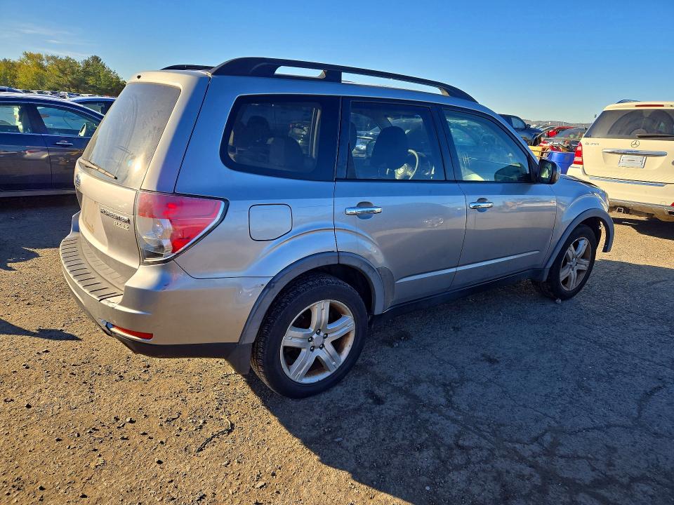Снимка 3 от търг – 2010 SUBARU FORESTER с VIN JF2SH6CC6AH765146