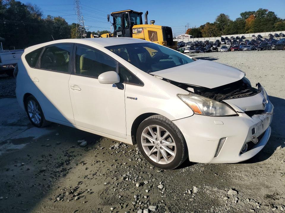 Фото 4 с аукциона – 2014 TOYOTA PRIUS V с VIN JTDZN3EU2E3321114