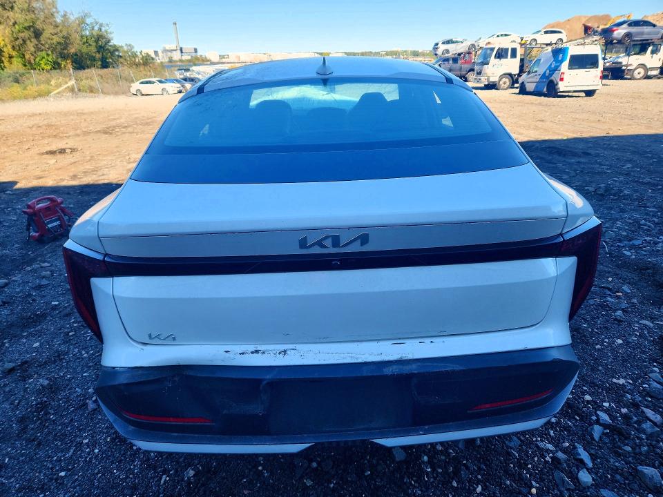 Снимка 6 от търг – 2026 KIA K4 с VIN 3KPFT4DE5TE265443