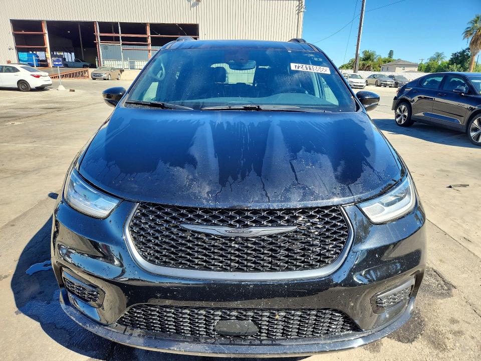 Photo 5 from auction – 2025 CHRYSLER PACIFICA with VIN 2C4RC1GG2SR537582