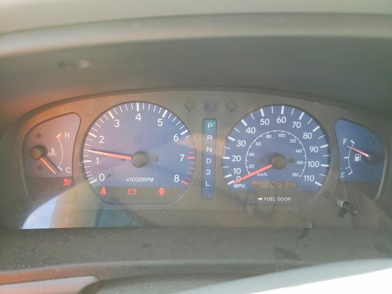 Снимка 9 от търг – 2001 TOYOTA SIENNA с VIN 4T3ZF13C11U340322
