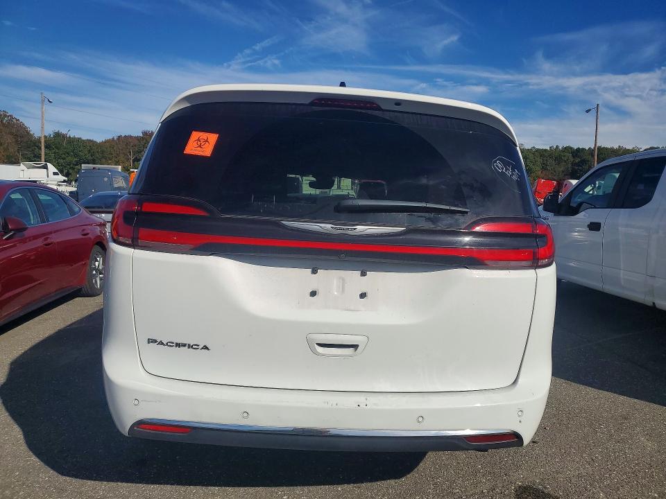 Снимка 6 от търг – 2025 CHRYSLER PACIFICA с VIN 2C4RC1BG5SR561317