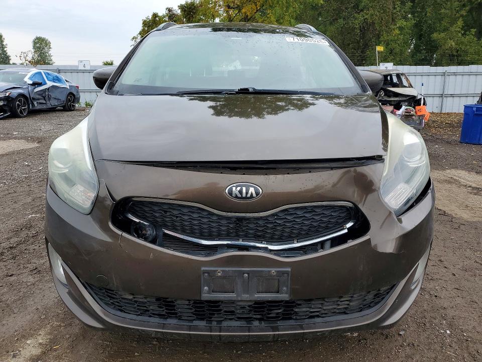 صورة رقم 5 من المزاد - 2014 KIA RONDO مع VIN KNAHT8A34E7054768