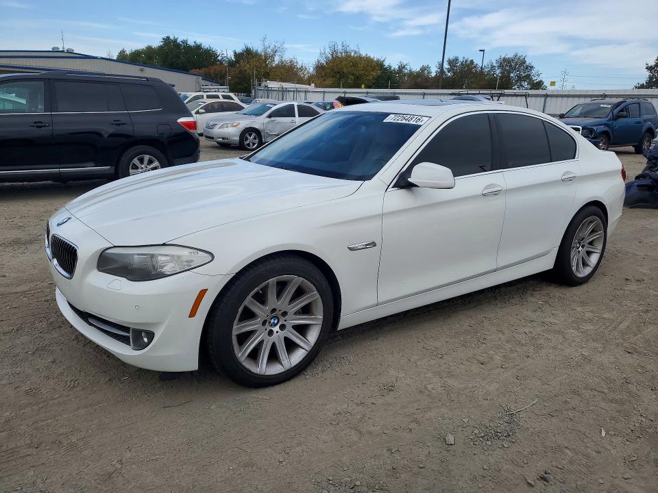 BMW 535 2012 с VIN WBAFR7C57CC811553 - Снимка от търг