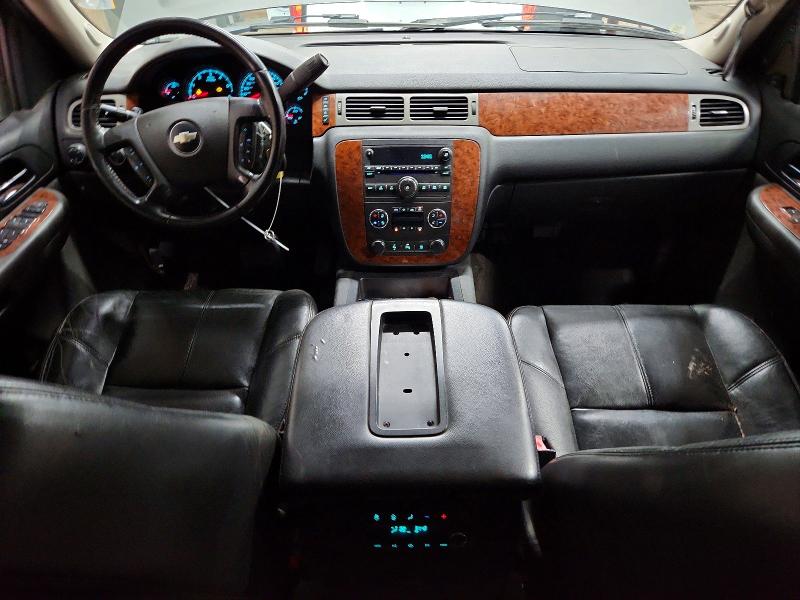 Photo 8 from auction – 2008 CHEVROLET SUBURBAN with VIN 1GNFK16338J119377