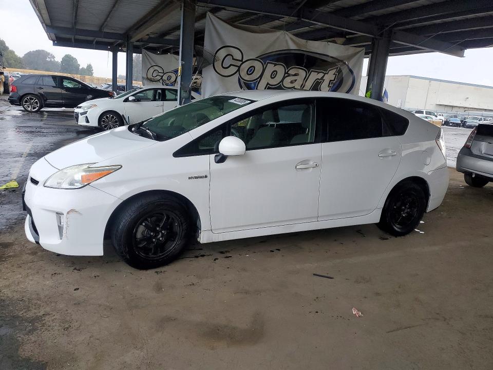 TOYOTA PRIUS 2013 с VIN JTDKN3DU7D5618286 - Снимка от търг