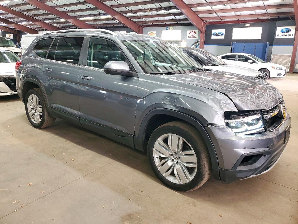 Снимка 4 от търг – 2019 VOLKSWAGEN ATLAS с VIN 1V2UR2CA6KC530870