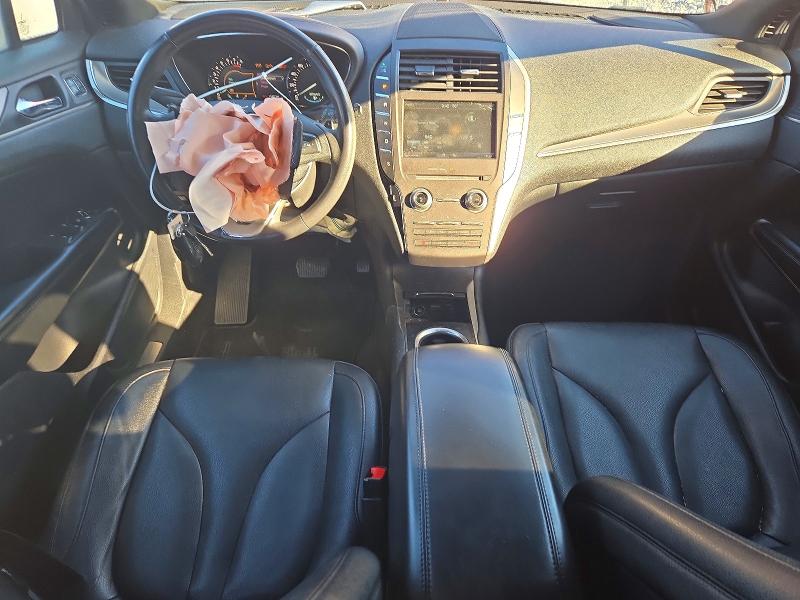 Снимка 8 от търг – 2015 LINCOLN MKC с VIN 5LMCJ1A97FUJ24855
