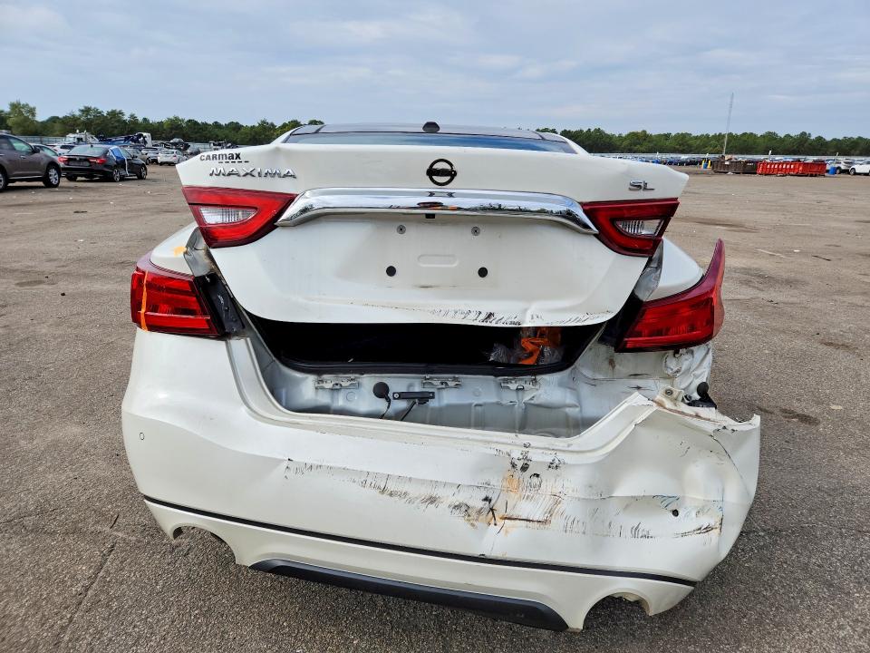 Снимка 6 от търг – 2018 NISSAN MAXIMA с VIN 1N4AA6AP7JC405858