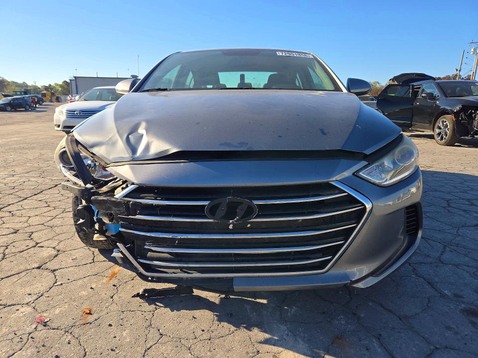 Снимка 5 от търг – 2017 HYUNDAI ELANTRA с VIN KMHD74LF0HU075298