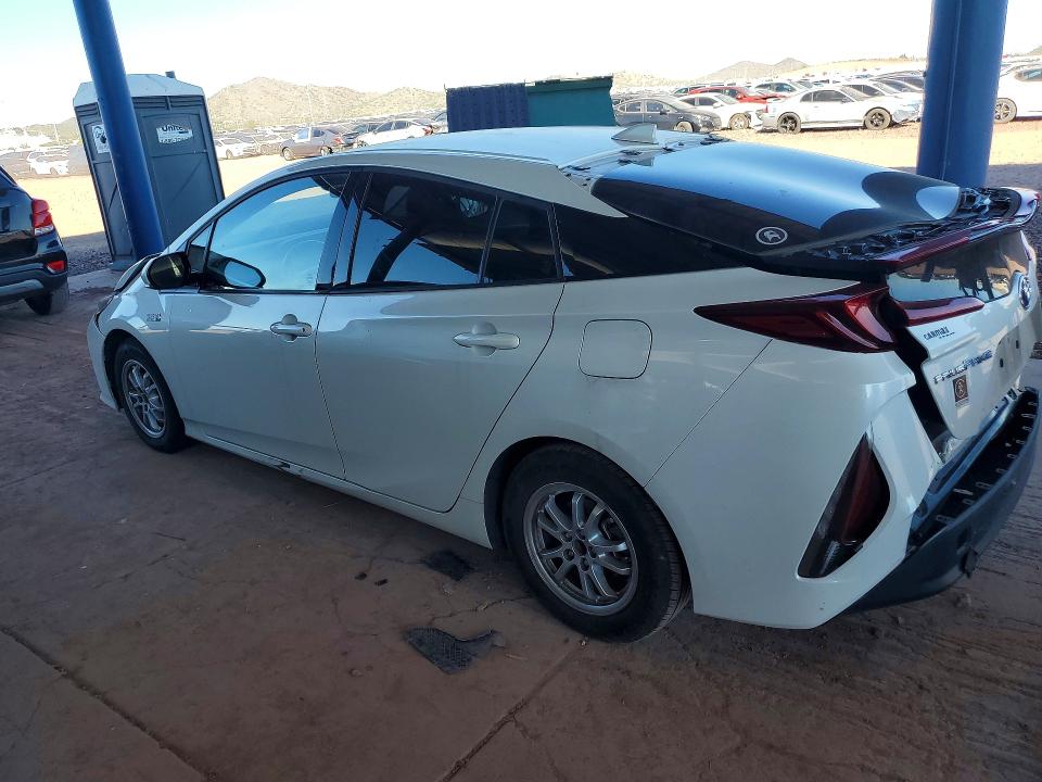 Photo 2 from auction – 2019 TOYOTA PRIUS PRIME with VIN JTDKARFP4K3109299